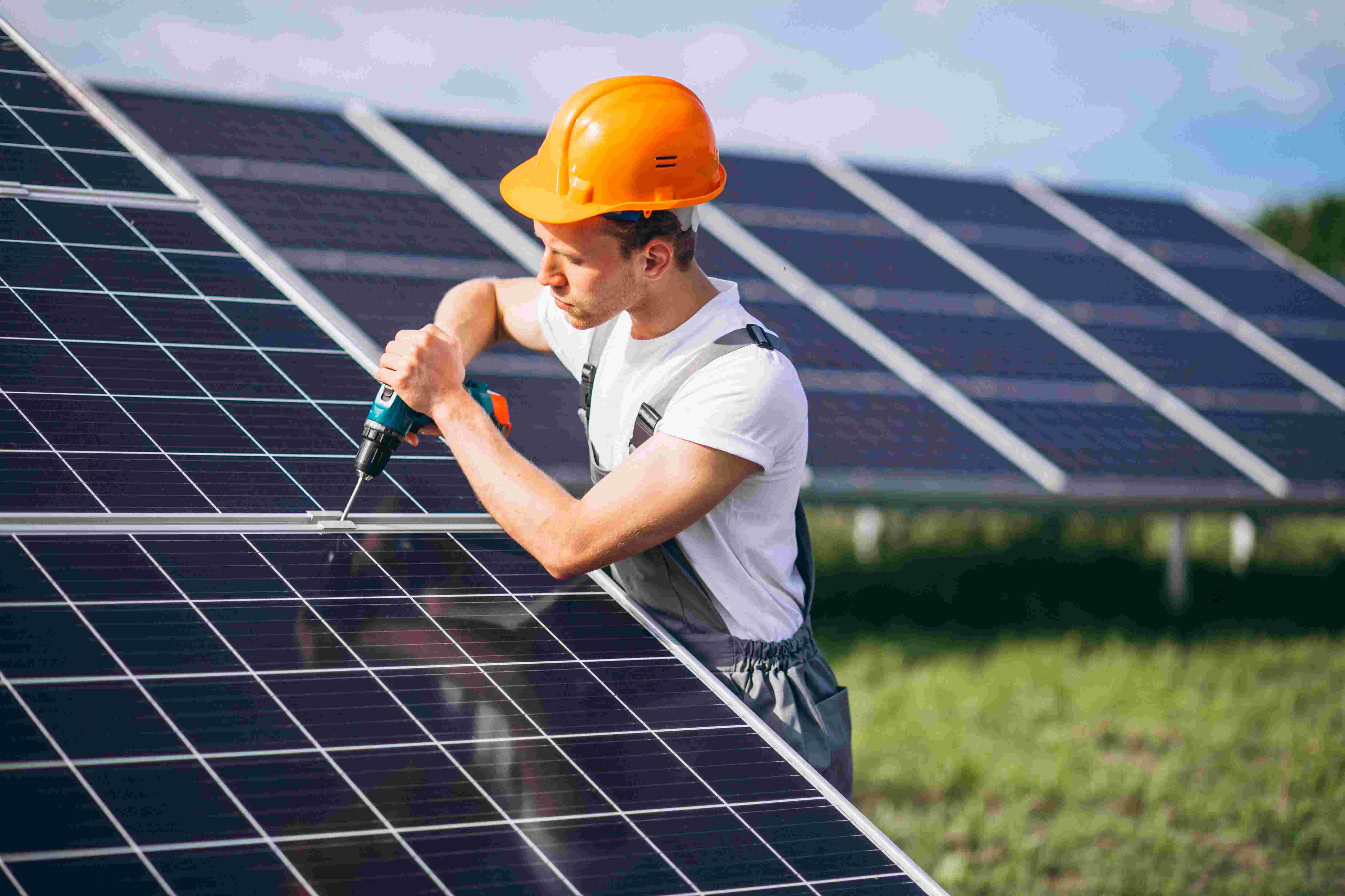 Solar Panel Installation Guide for Solar Companies: Best Practices & Expert Tips